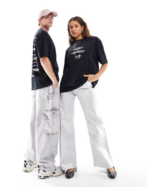 ASOS DESIGN unisex oversized graphic tee in black with Chevrolet logo prints, 3 of 4