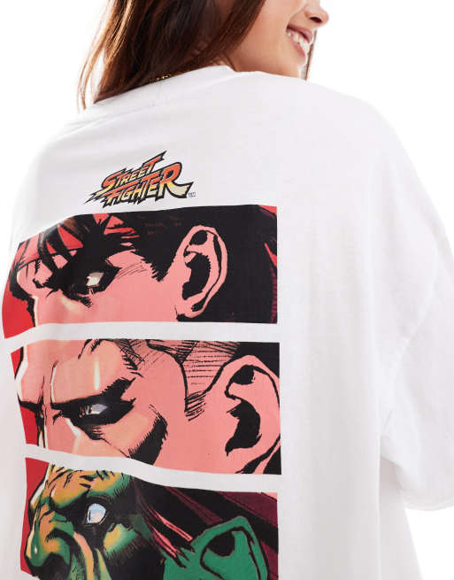 ASOS DESIGN unisex oversized licence t-shirt with Street Fighter graphic prints in white, 3 of 4