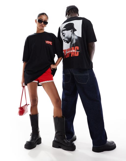 ASOS DESIGN unisex oversized licence t-shirt with Tupac prints in black