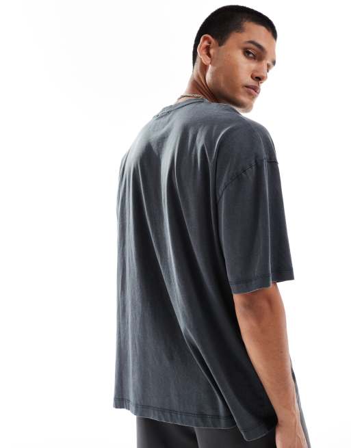 ASOS DESIGN unisex oversized license t-shirt with KISS band print in washed black, 4 of 4