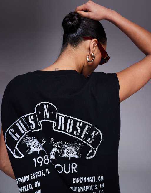 ASOS DESIGN unisex oversized license vest with Guns N Roses prints in black, 4 of 4