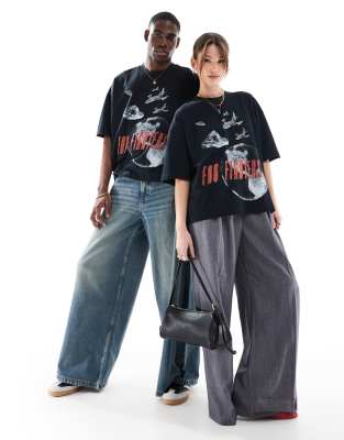 Asos Design Unisex Oversized Licensed T-shirt With Foo Fighters Prints