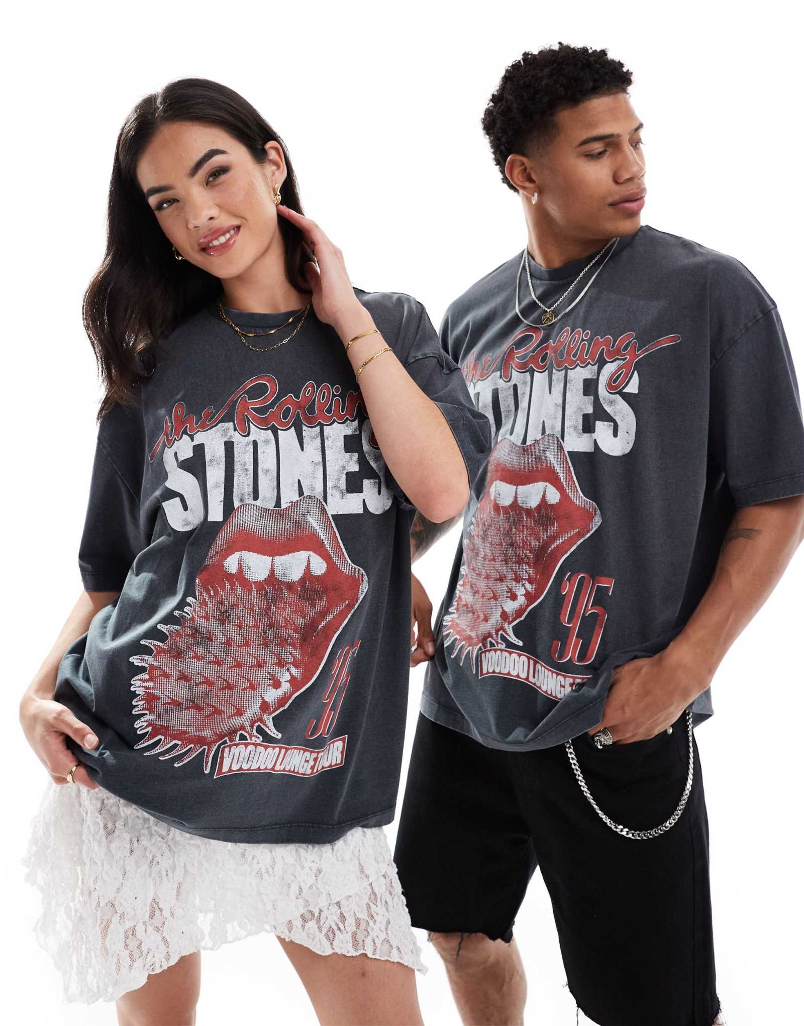 ДИЗАЙНЕРСКАЯ футболка унисекс оверсайз с лицензионным принтом The Rolling Stones tour от ASOS DESIGN черного цвета, выполненная в стираном виде