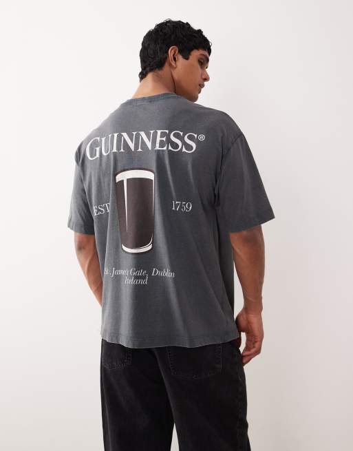 ASOS DESIGN - Unisex - Oversized T-shirt i forvasket sort med Guinness-print