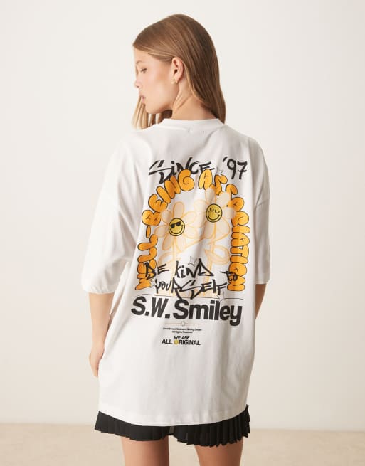 ASOS DESIGN Unisex oversized t-shirt with orange Smile prints in white