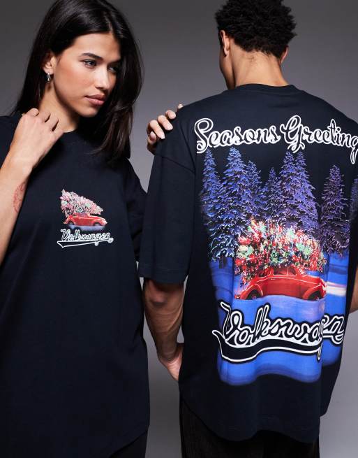 ASOS DESIGN Unisex oversized t-shirt with Volkswagen Christmas prints in black, 3 of 4