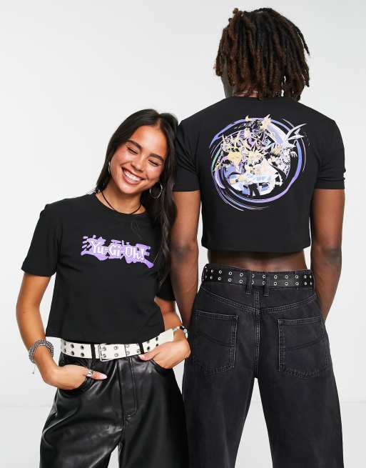 ASOS DESIGN - Unisex - Skræddersyet, cropped T-shirt med 'Yu Gi Oh'-print i sort