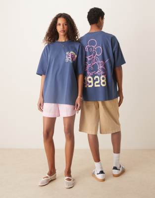 ASOS DESIGN - Unisex-T-Shirt in Marineblau mit „Micky Maus"-Schaumprint auf dem Rücken und Oversize-Schnitt