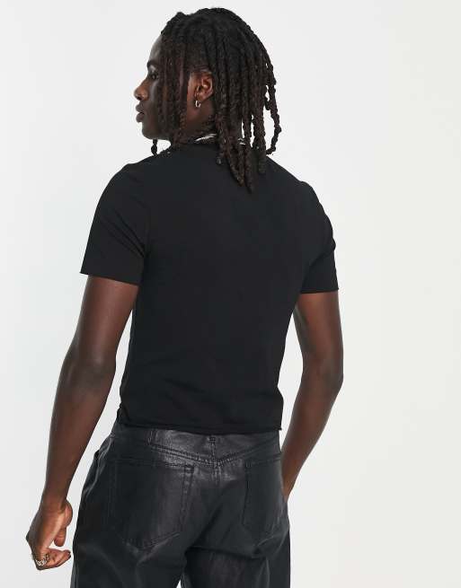 Tight fitting shop black t shirt