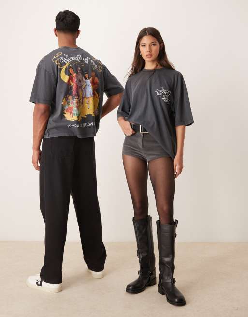 ASOS DESIGN - Unisex - Vasket sort oversized T-shirt med 'The Wizard of Oz'-print, 4 af 4