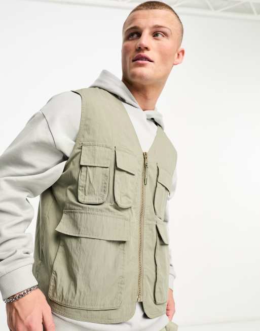 ASOS DESIGN utility gilet with pockets in khaki, 3 of 4
