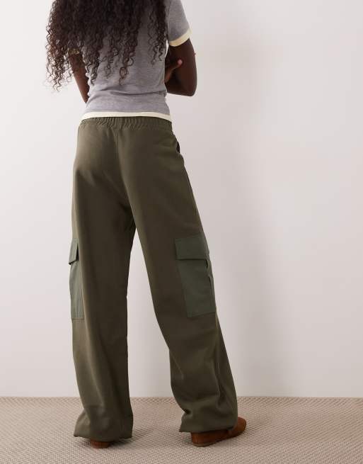 ASOS DESIGN Utility pocket wide leg jogger in khaki, 4 of 5