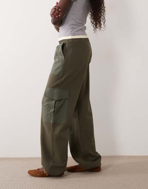 ASOS DESIGN utility pocket wide leg trackies in khaki, 2 of 5