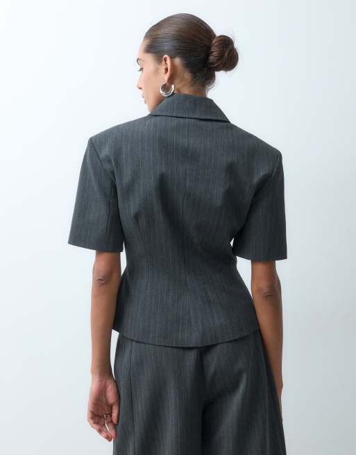ASOS DESIGN utility tailored shirt in charcoal, 3 of 4