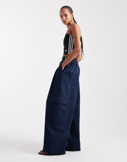 ASOS DESIGN utility washed cargo pants in navy