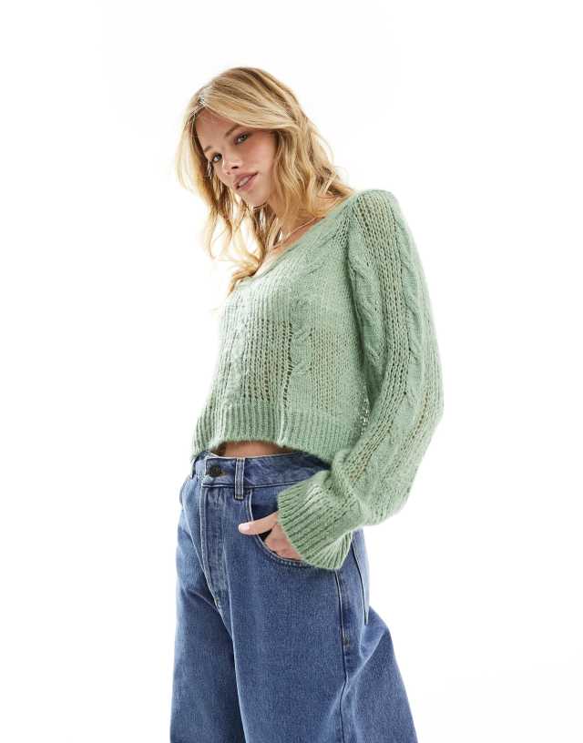 ASOS DESIGN - v neck cable top in pointelle stitch in sage green