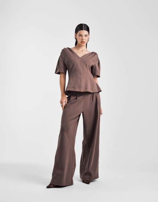 ASOS DESIGN V neck co-ord twist shoulder detail tee in chocolate, 2 of 4