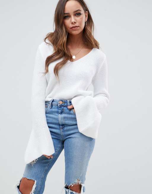 ASOS DESIGN v neck crop jumper with flared sleeve | ASOS