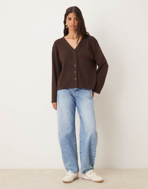 ASOS DESIGN v neck knit long sleeve cardigan in chocolate, 4 of 4