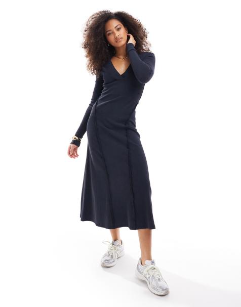 16+ Modern New Balance Outfits for Women (550, 574, 530, and more)  New  balance outfit, Sneaker outfits women, New balance 530 outfit