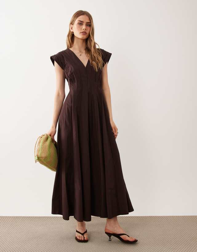 brown v neck midi dress ASOS Design - - Women - Cotton - 0 US Duration:4 Days - $109 this beautiful dress features trending casual strapless midi dress 2025 Black A line V