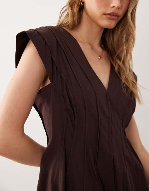 ASOS DESIGN v-neck midi dress with sculpting panels in chocolate, 3 of 4