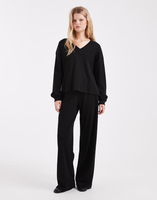 ASOS DESIGN v neck oversized ribbed sweat co ord in black, 2 of 4