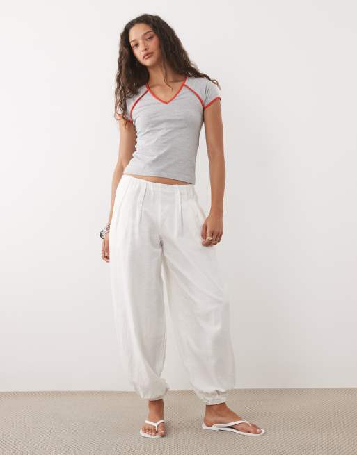 ASOS DESIGN v neck raglan sleeve top in grey with red contrast, 2 of 4