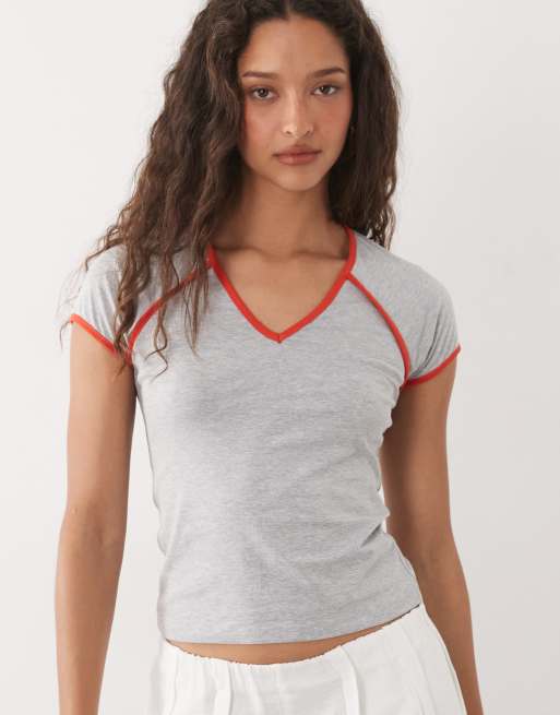 ASOS DESIGN v neck raglan sleeve top in grey with red contrast, 3 of 4