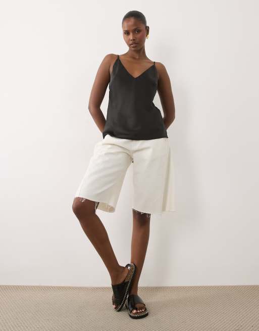 ASOS DESIGN v neck satin cami in black, 3 of 4