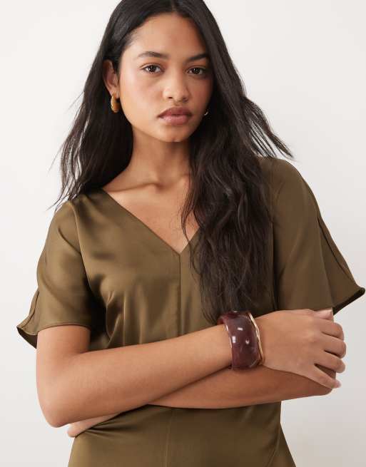 ASOS DESIGN v neck satin midi tea dress in olive, 2 of 4