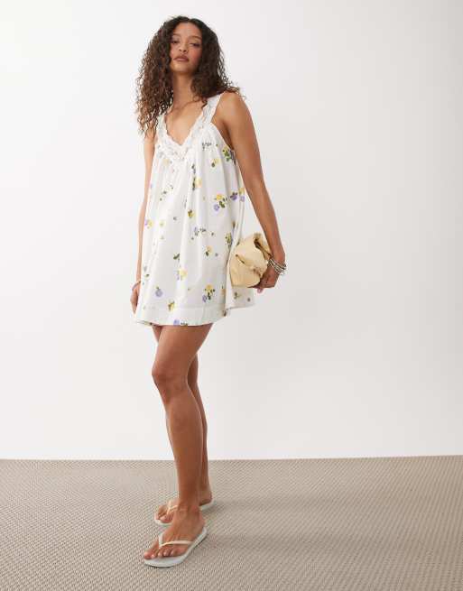 ASOS DESIGN v-neck smock poplin mini sundress with lace overlay in white delicate floral, 3 of 4