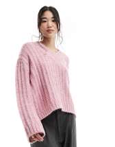 Only Curve textured v neck sweater in pink | ASOS