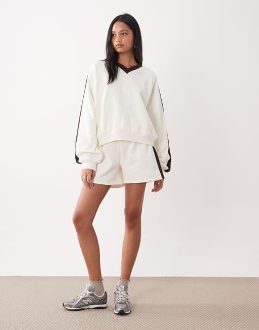 ASOS DESIGN v-neck sweatshirt in navy and cream stripes - part of a set, 3 of 4