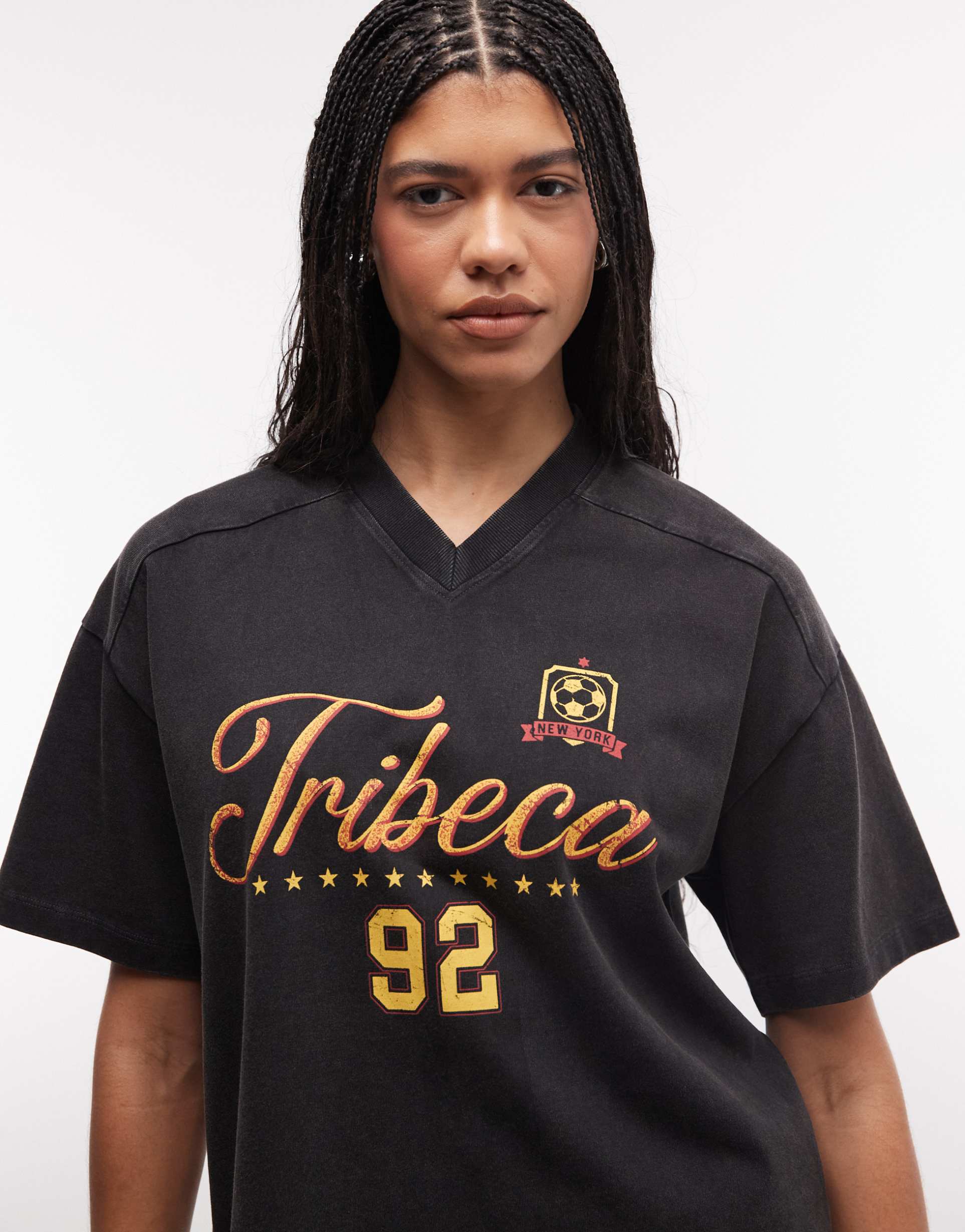 asos design v neck t-shirt with tribeca soccer washed charcoal