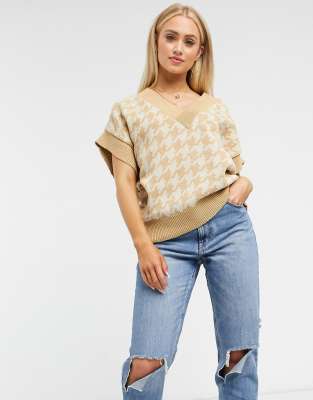 dogtooth knitted vest