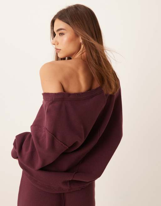 ASOS DESIGN v neck waffle oversized sweat in burgundy (part of a set), 4 of 4