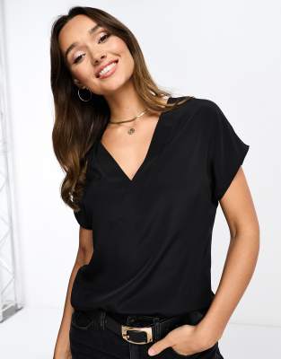 ASOS DESIGN v-neck woven tee in black