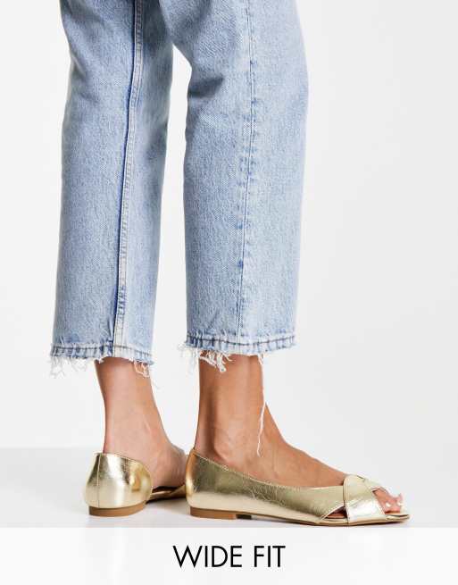 ASOS DESIGN - Vale - Ballerine a pianta larga aperte oro
