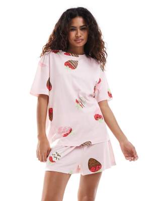 valentines chocolate strawberry oversized tee & short pajama set in pink