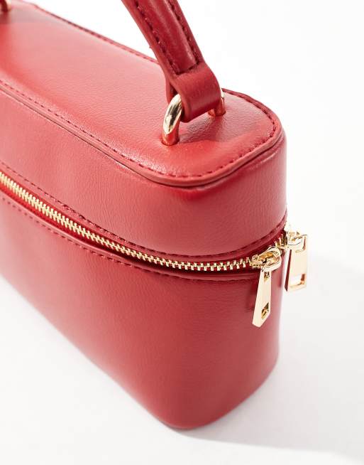 ASOS DESIGN vanity cross body bag in red with detachable crossbody strap in red, 3 of 4
