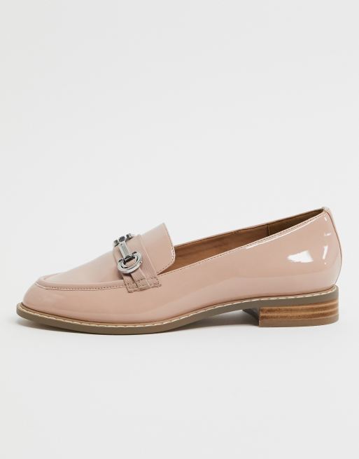 ASOS DESIGN – Vapor – Loafer aus Lack mit Trensendetail in Beige, weite Passform, 4 von 4