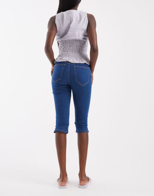 ASOS DESIGN - Vaqueros capri con lavado azul oscuro medio y detalle de bolsillo, 3 de 5
