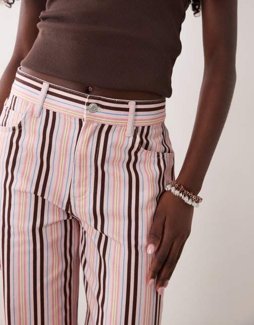 ASOS DESIGN - vaqueros slim de talle medio con raya rosa, 4 de 5