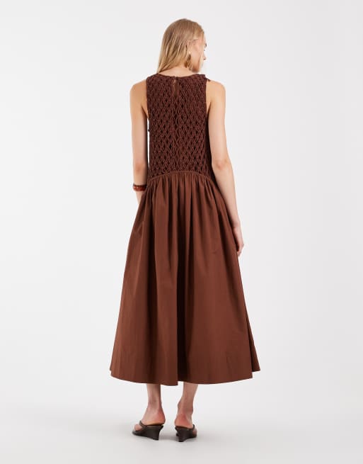 ASOS DESIGN - Varm chokoladebrun maxikjole med sænket talje og poplin-skørt i makramé, 3 af 4