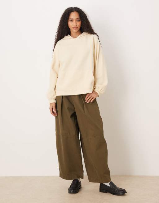 ASOS DESIGN – Varmt gräddvit, supermjuk huvtröja i oversize med raglan-ärmar, 2 av 4