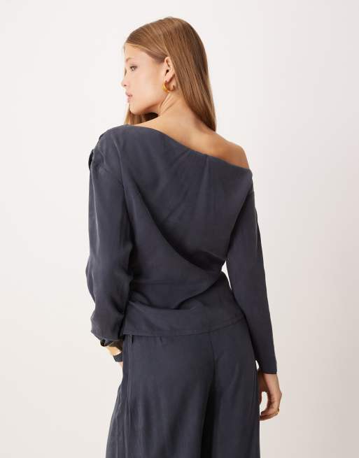 ASOS DESIGN - Vasket blækblå blød asymmetrisk top med rynkedetaljer - Del af sæt, 3 af 4