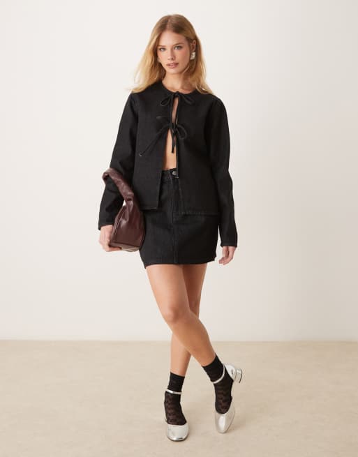 ASOS DESIGN - Vasket sort denimtop med bindebånd foran og lange ærmer, 2 af 4