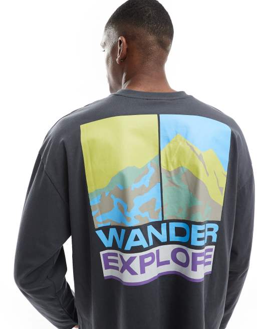ASOS DESIGN - Vasket sort oversized T-shirt med lange ærmer og landskabsprint på ryggen i firkantet pasform