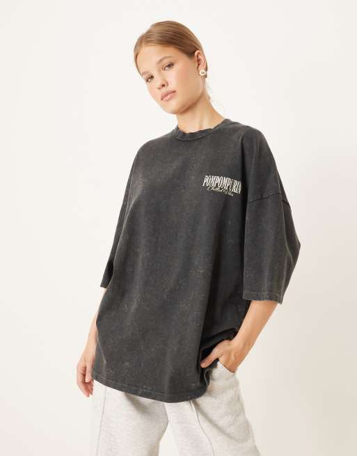 ASOS DESIGN - Vasket sort oversized T-shirt med 'Sanrio Pompompurin'-print